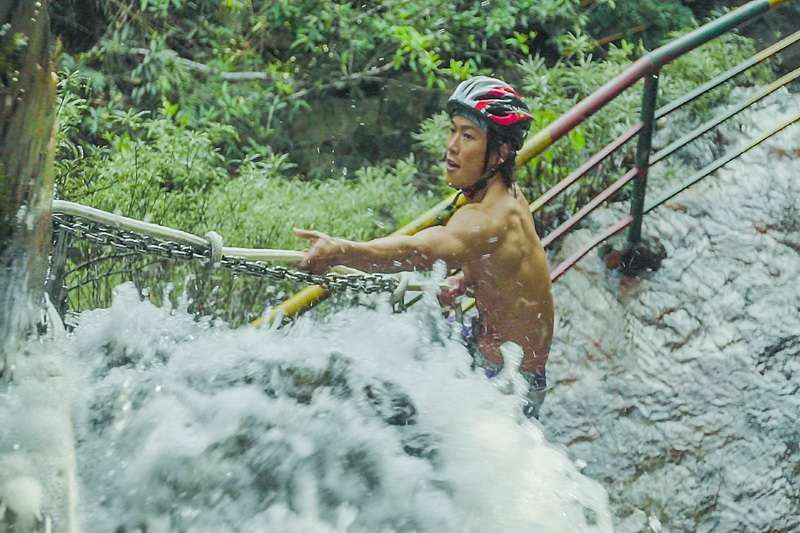 海南呀诺达雨林文化旅游区电话18633570222