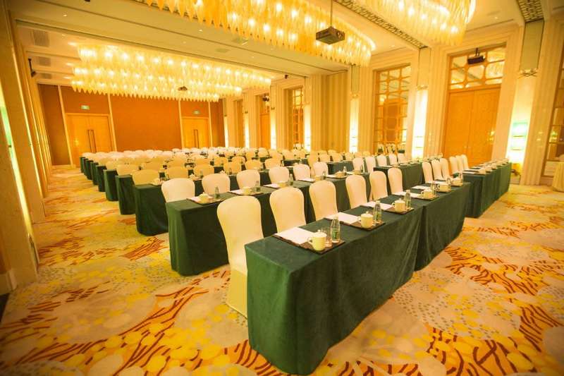 三亚蜈支洲岛珊瑚酒店电话18633570222 15703350808