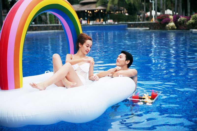 三亚蜈支洲岛珊瑚酒店电话18633570222 15703350808