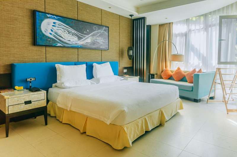 三亚蜈支洲岛珊瑚酒店电话18633570222 15703350808