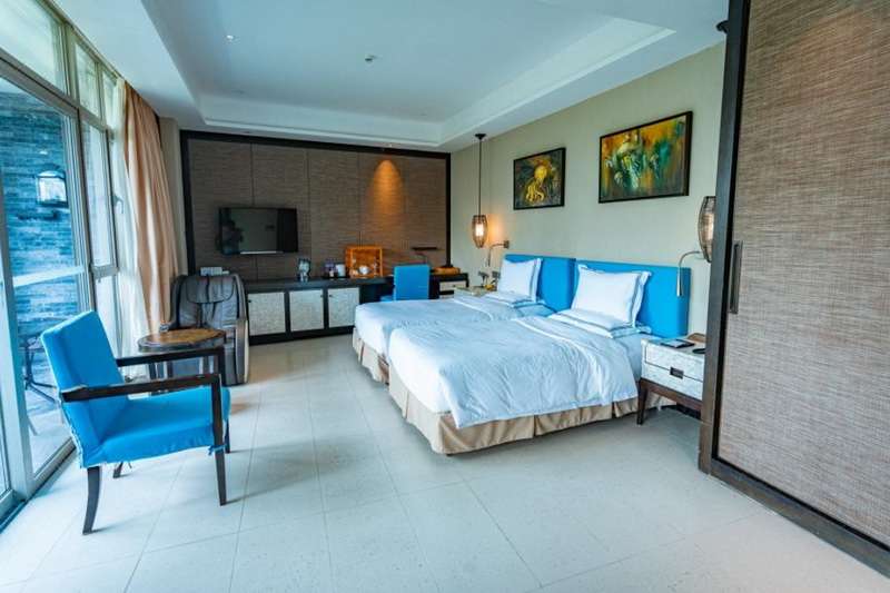 三亚蜈支洲岛珊瑚酒店电话18633570222 15703350808