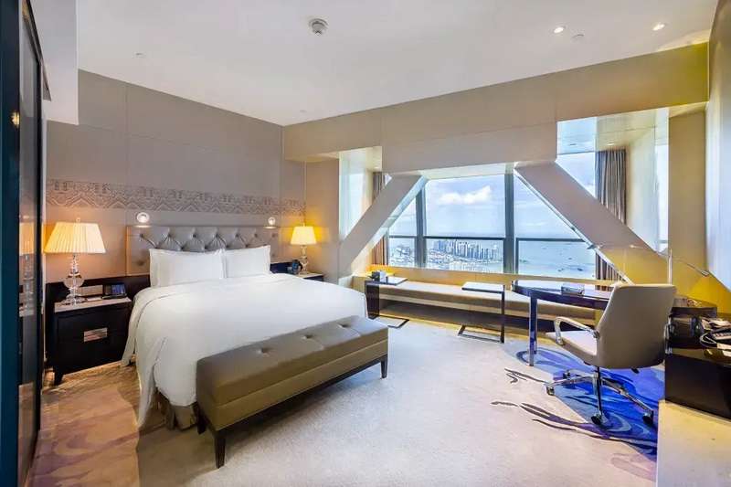 海口希尔顿酒店咨询预定电话18633570222 15703350808