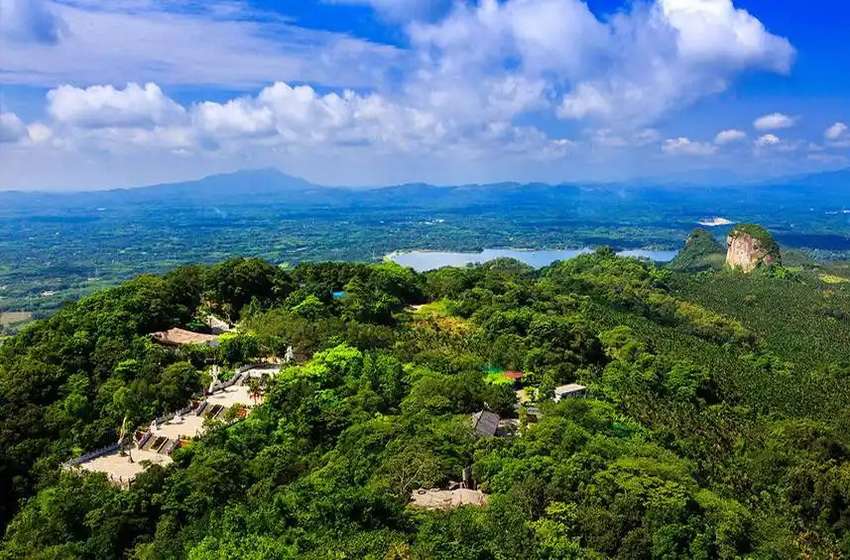 海南琼海白石岭温泉高尔夫球会