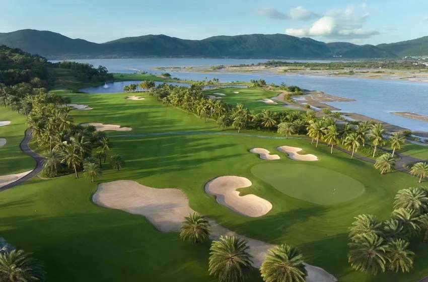 海南琼海白石岭温泉高尔夫球会