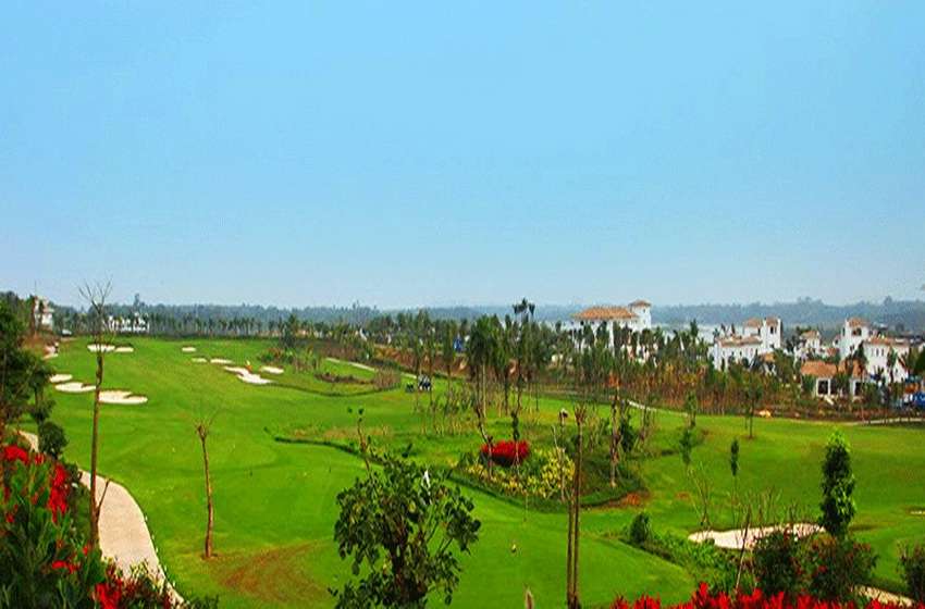 海南琼海白石岭温泉高尔夫球会