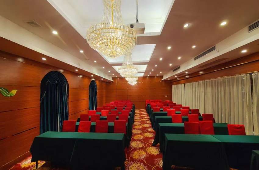 三亚夏日海滩海景酒店 三亚夏日海滩海景酒店