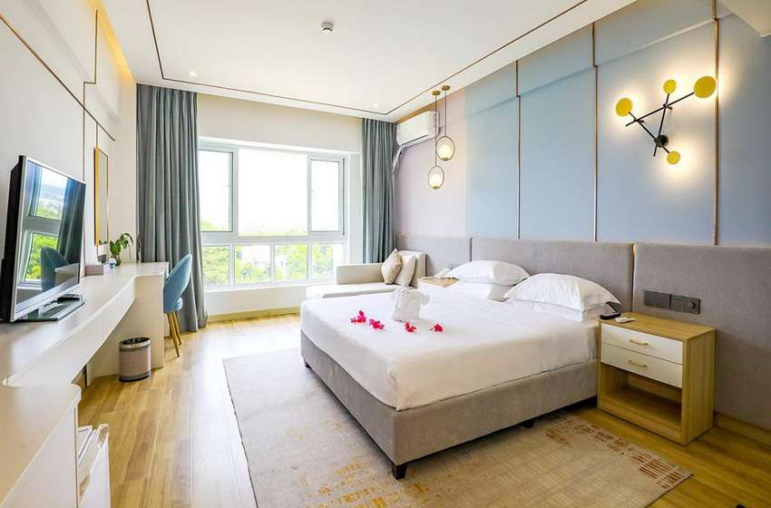 三亚夏日海滩海景酒店 三亚夏日海滩海景酒店